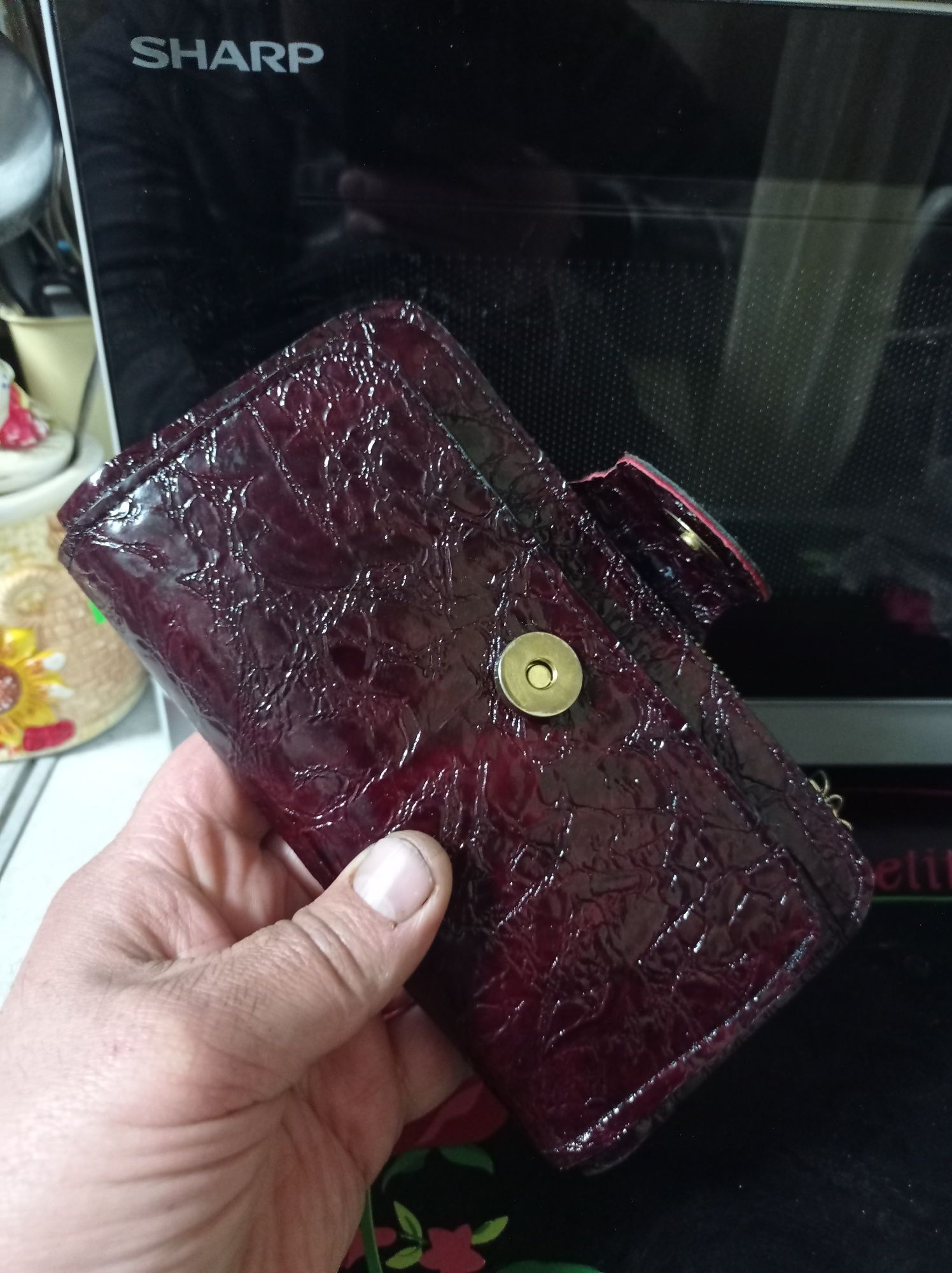Продам женский кожаный кошелек