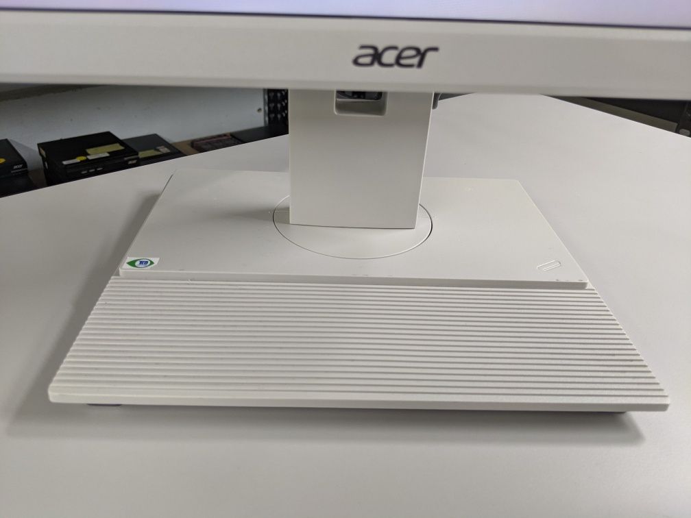 Монітор 24 Acer B246HYL з динамвками                          IPS (192