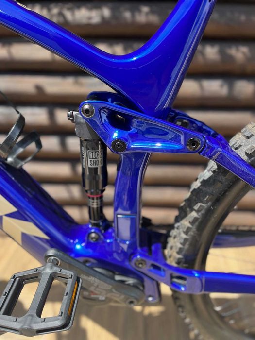 TREK RAIL 9.5 XL HEX BLUE 2023 - SPEEDBOX - quase sem uso