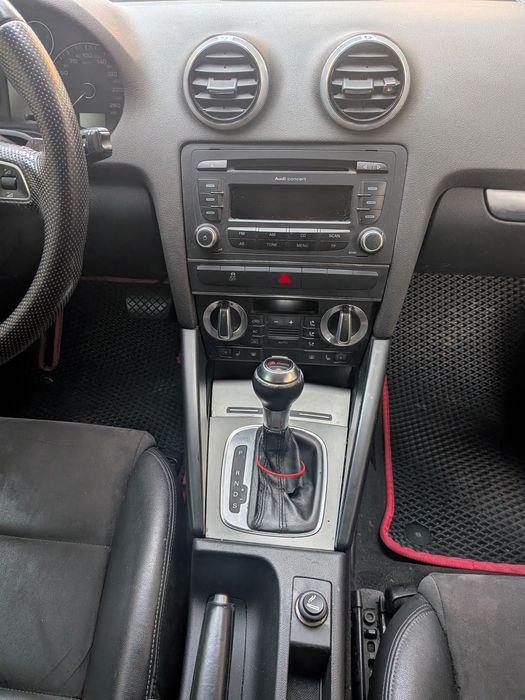 Продам ауди а 3 куплена 2012