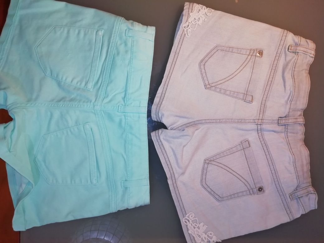 2 pares de calções de  menina / mulher	Marca: Benetton COMO NOVOS!!