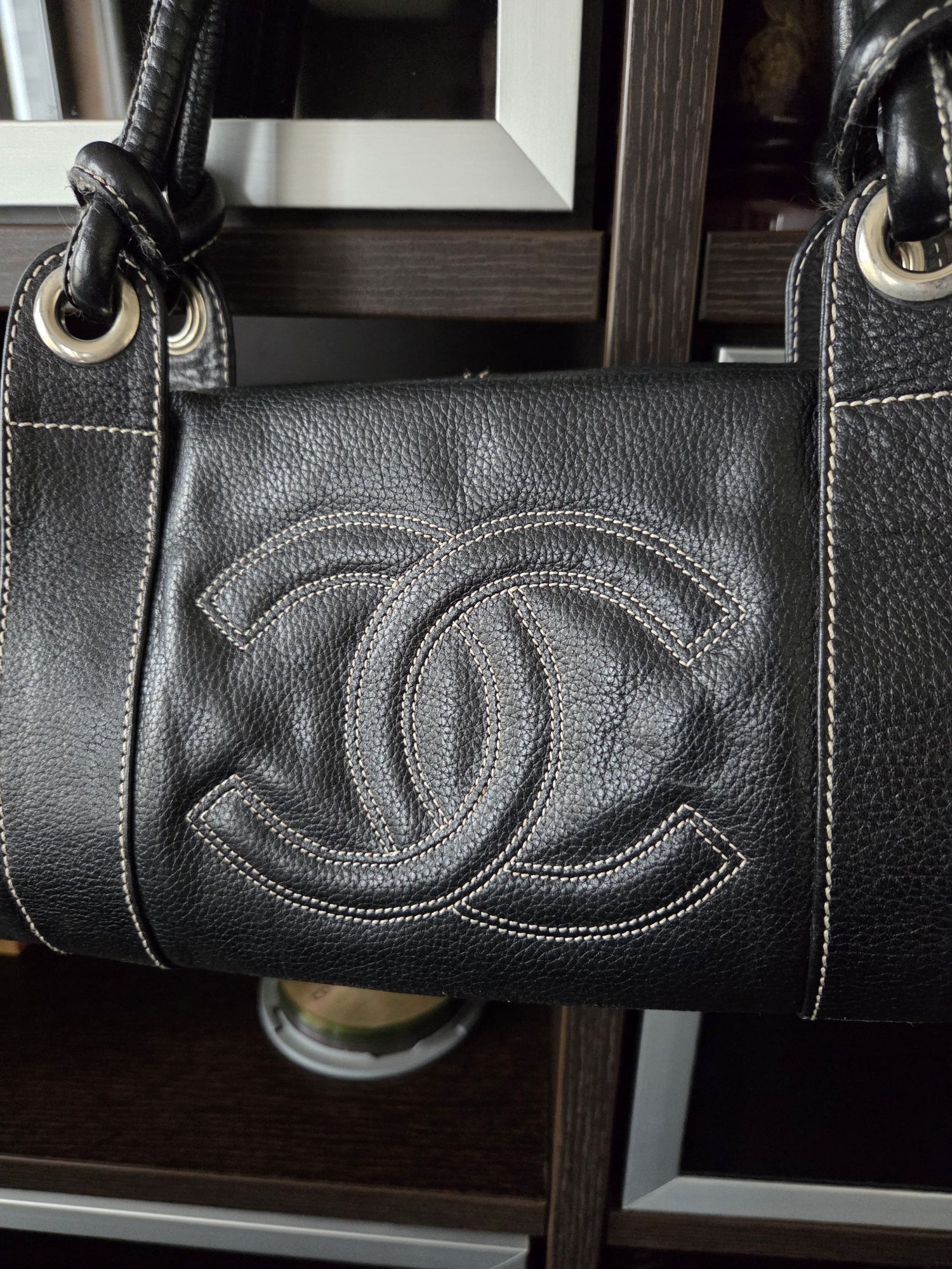Mala Chanel vintage preta