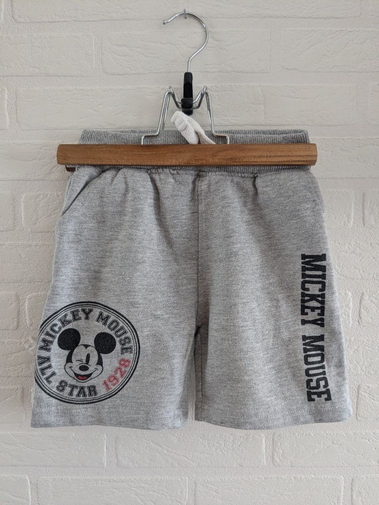Spodenki dla chłopca Mickey Mouse r.98