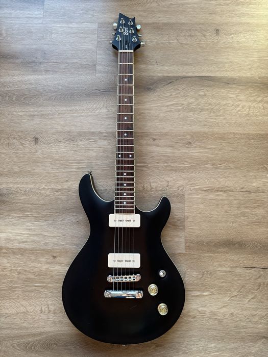 Guitarra Cort M520