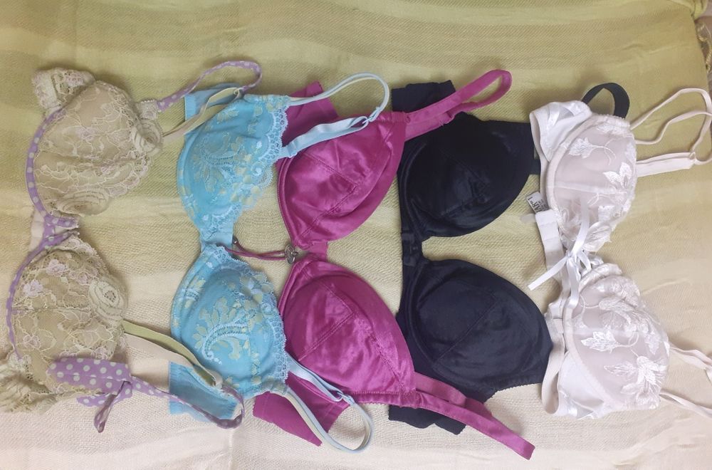 Бюстгальтер Подросток 70А Италия /топ  Calvin Klein WONDERBRA оригинал