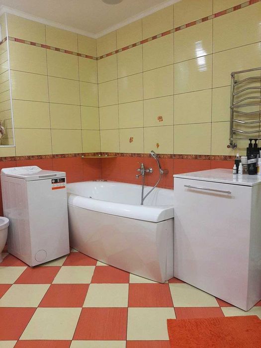 Продам двокімнатну квартиру  пр-т Шевченка 7А м. Вишгород ремонт меблі