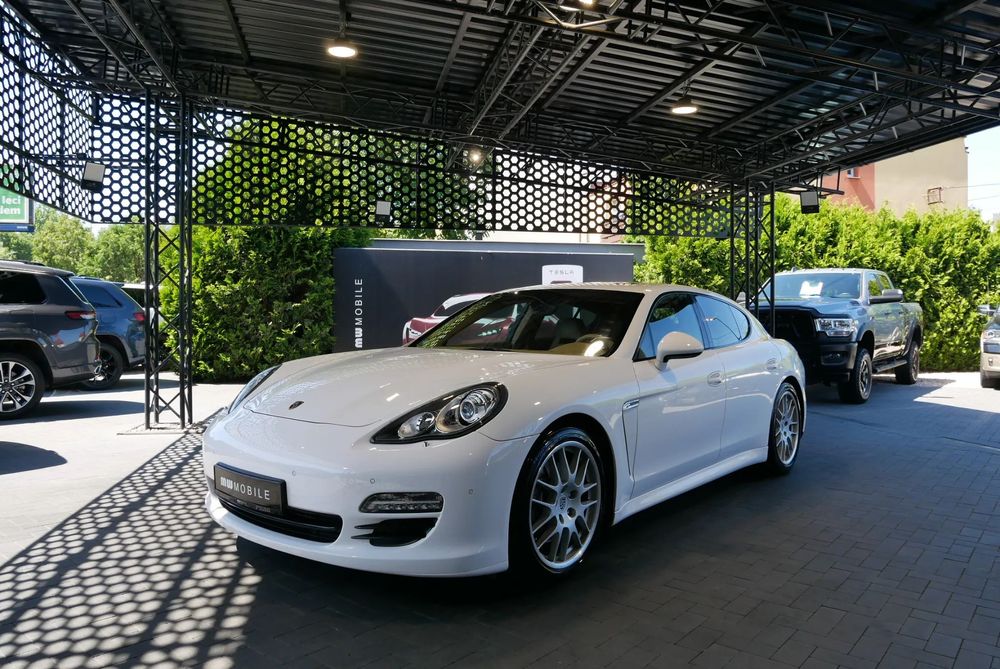 Porsche Panamera 3.6 310KM 4x4 Bose Navi Cam Skóry Pamięci Navi Spojler