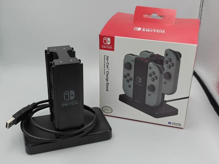 ORYGINALNA Stacja ładująca Nintendo Switch do ładowania 4 szt. Joy Con