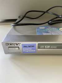 Програвач Sony DVP-NS585P