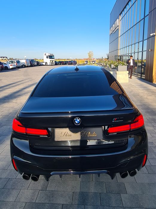 BMW Czarna M5 Bogate wyposażenie Bowers&Wilkins !!
