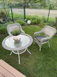 Stol z krzesłami ogrodowy stan idealny.