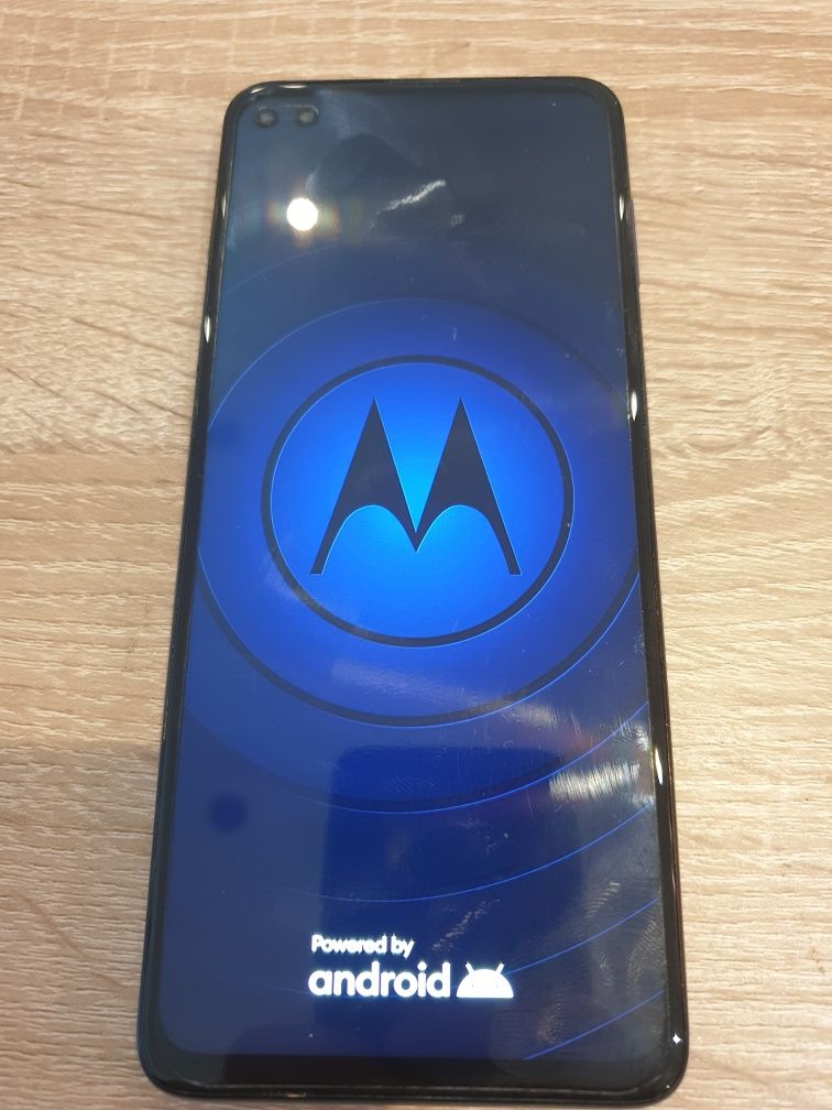 Smartfon Motorola moto g 5G plus. 128gb 6gb + dodatki.