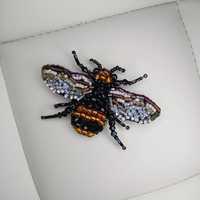 Брошь из бисера шмель пчела муха