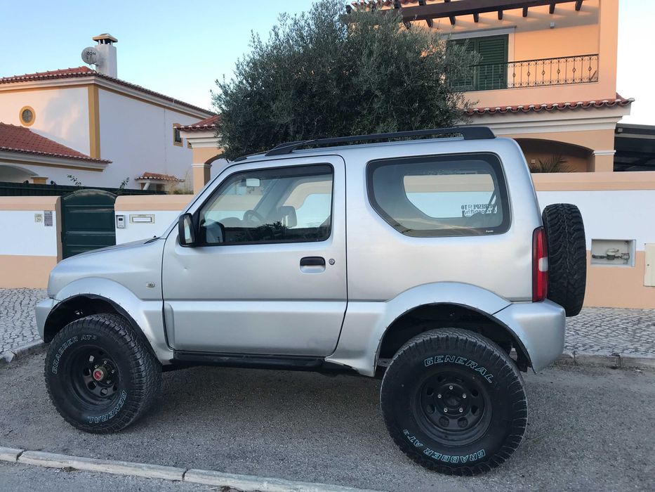 SUZUKI JIMNY customizado para off-road