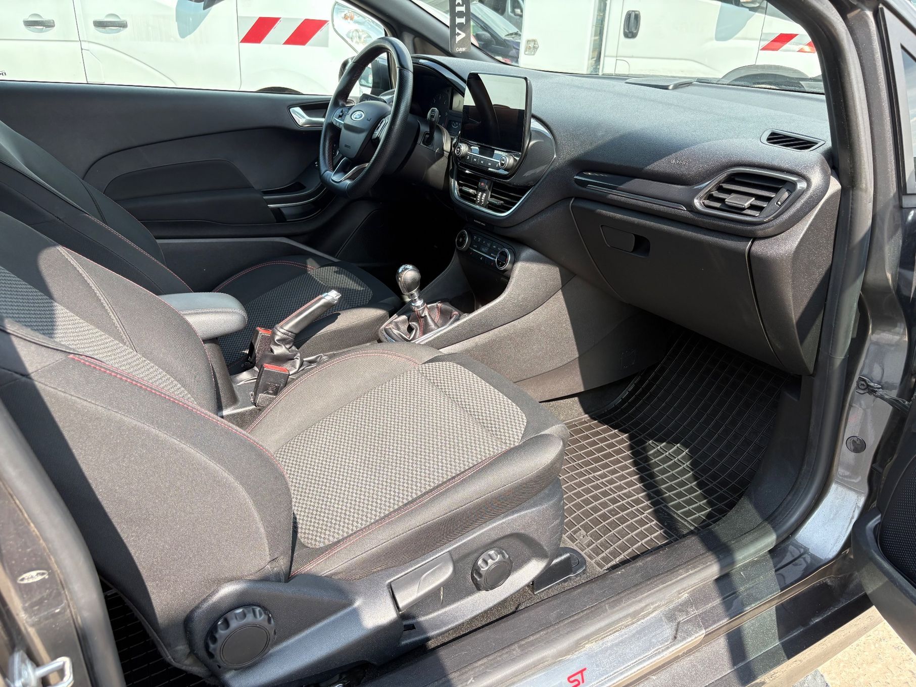 Ford Fiesta Ford Fiesta mk8 ST-Line 1.5 TDCi bogate wyposażenie