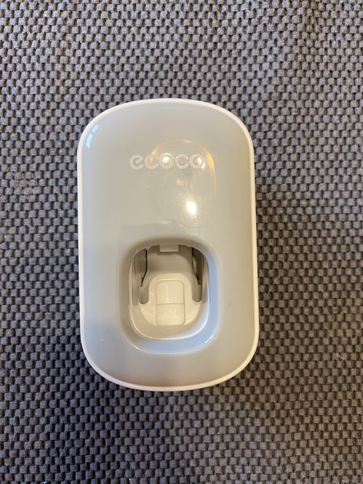 Dispensador de pasta de dentes