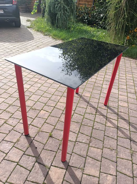stół szklany IKEA