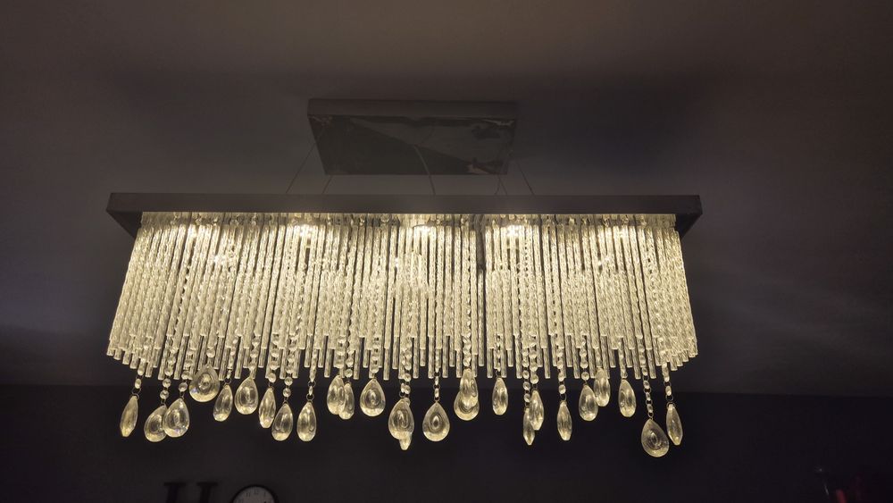 Żyrandol kryształowy podłużny