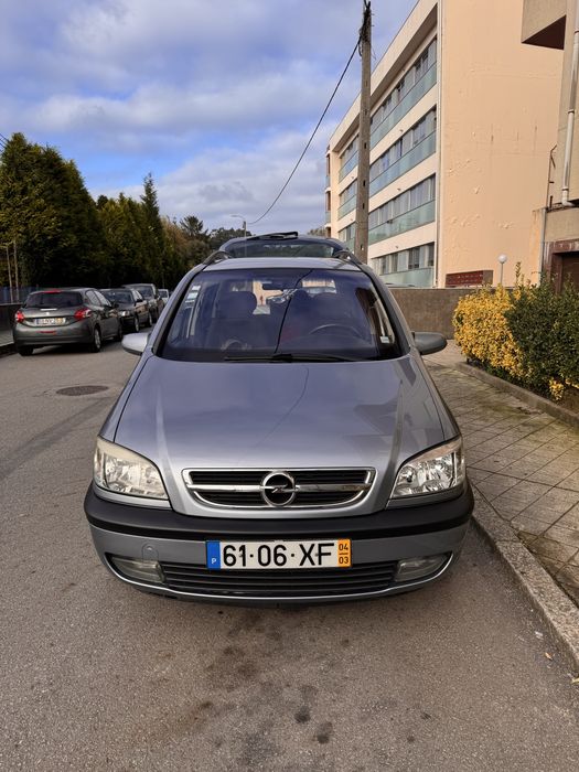 Opel Zafira 7 lugares + mala tejadilho