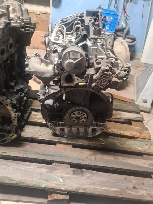 Silnik Vivaro 2.0dci M9R L 782