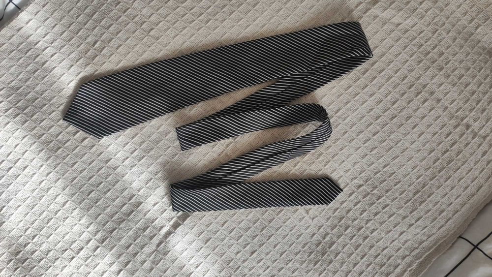 Krawat 100% jedwab Marco Capelli czarnobiały paski prążki vintage