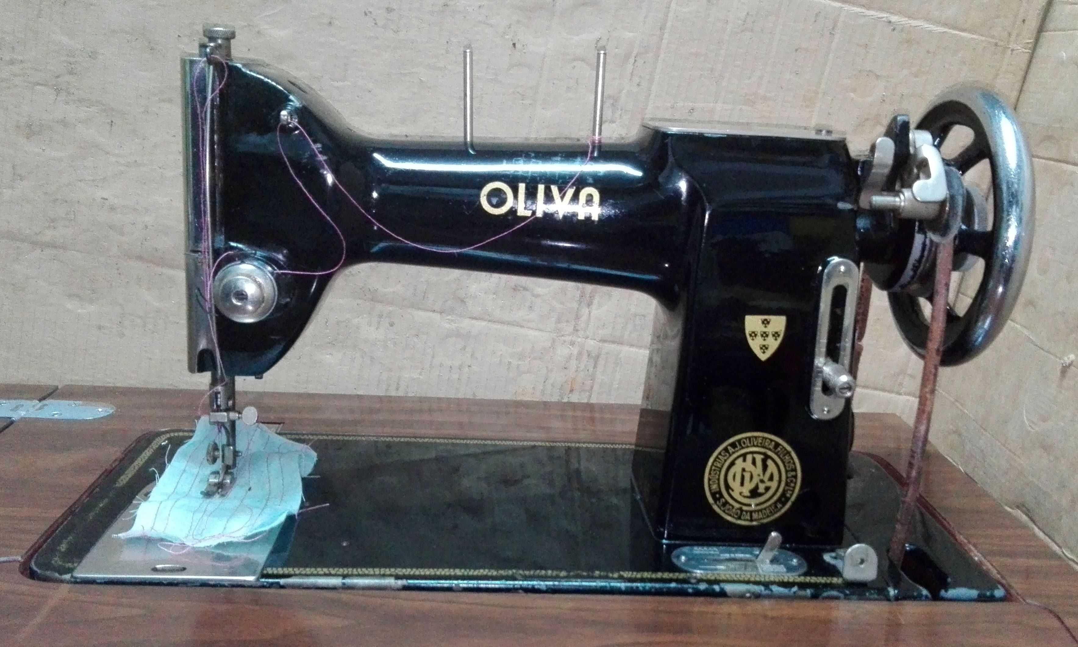 Máquina costura OLIVA (vintage)