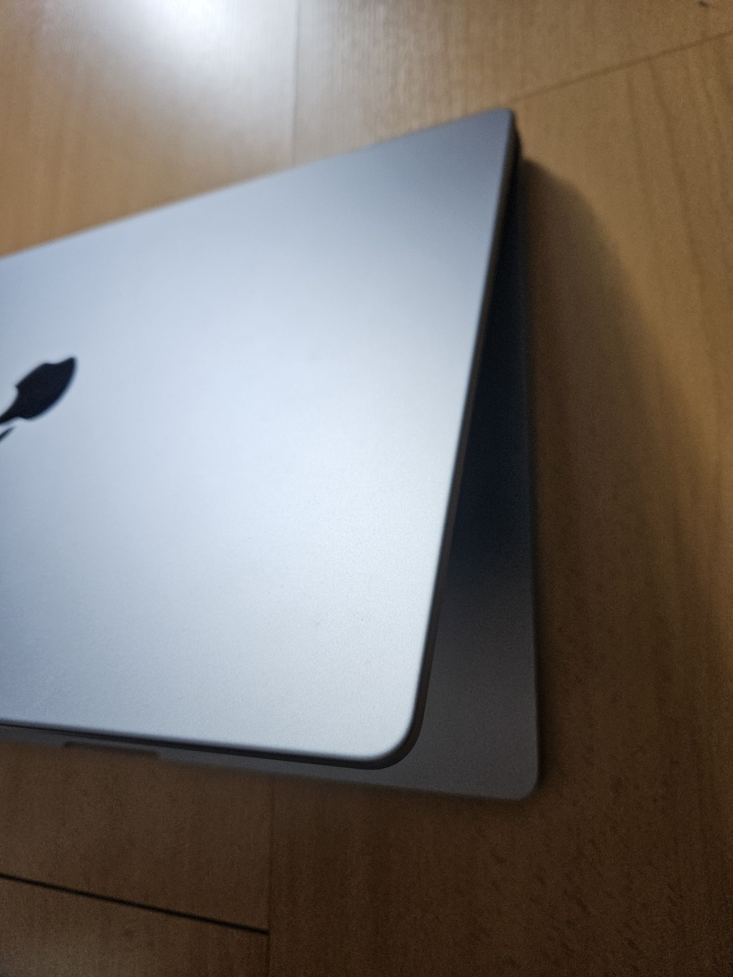 Macbook Pro 16 M1 Pro 1 Terabyte como novo