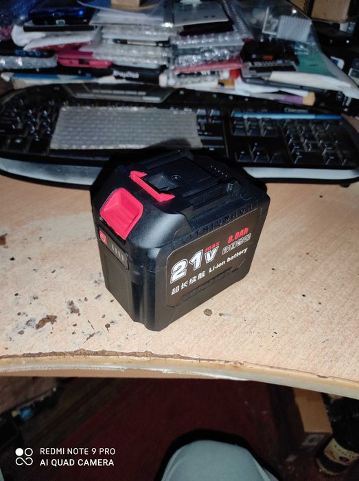Аккумулятор батарея  makita 18v 21v готова зборка на 8-10апр