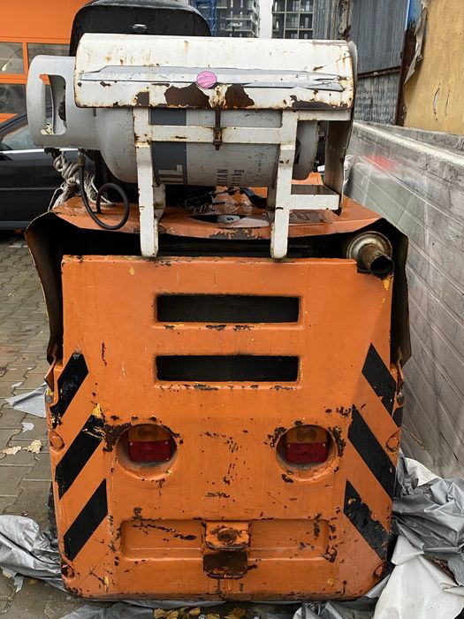 Wózek widłowy RAK 4A