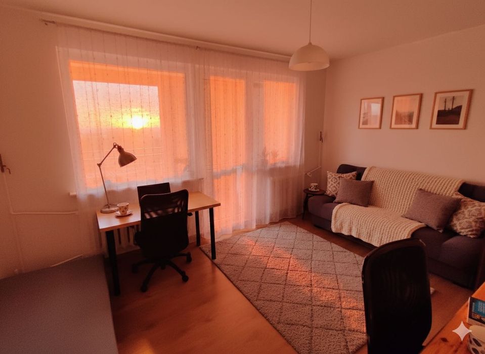 Komfortowy pokój dwuosobowy do wynajęcia w odnowionym mieszkaniu