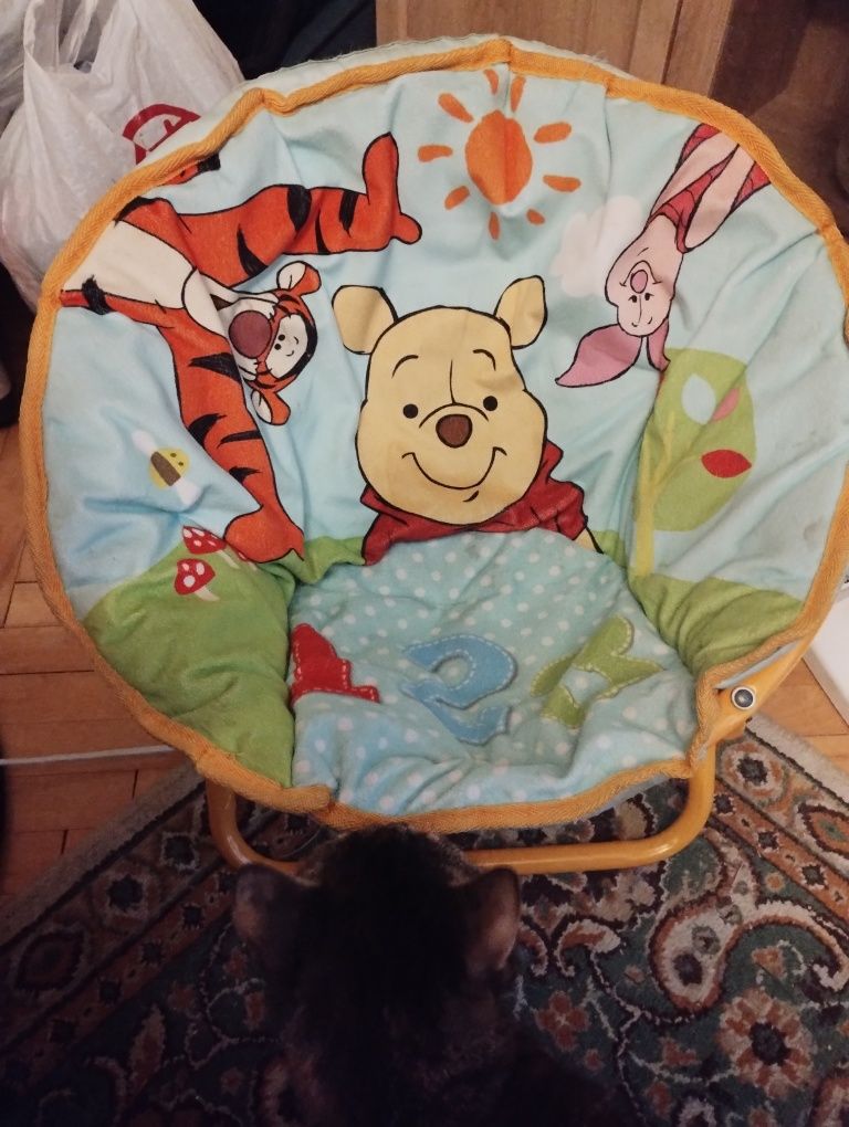 Krzesełko dla dzieci Kubuś Puchatek