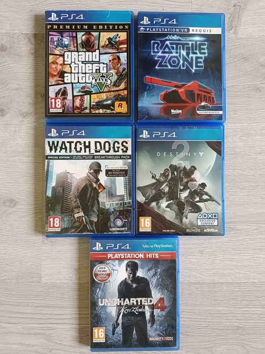PS 4 z grami w zestawie