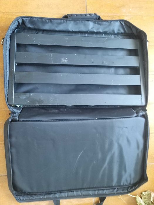 Varios Pedais,Pedaleira. Pigtronix, Fulltone, Maxon, T Rex, Pedaltrain