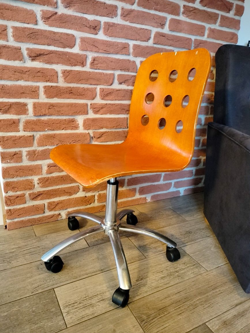 Fotel / krzesło biurkowe obrotowe