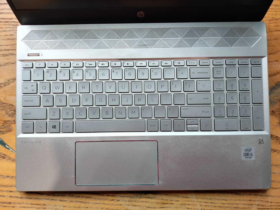 Wydajny laptop do nauki i pracy