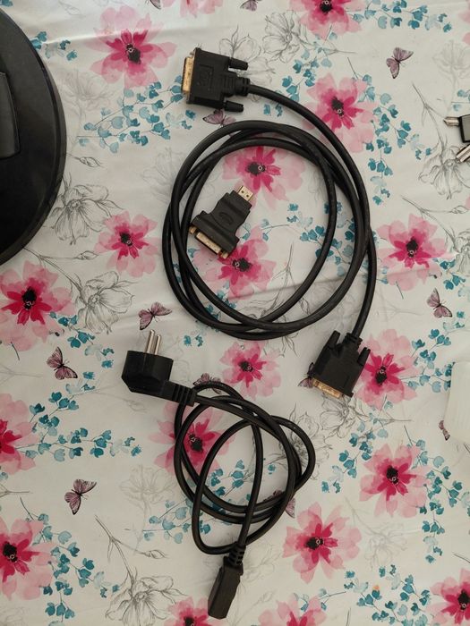 Vendo PC Completo com mouse, teclado e um monitor!