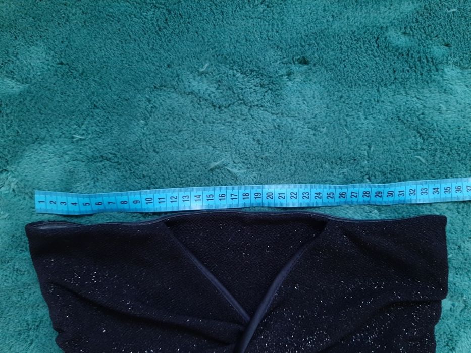 Czarna sukienka Bershka XS