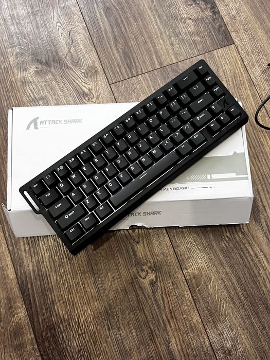 Ігрова оптична механічна клавіатура attack shark x68 he НОВА