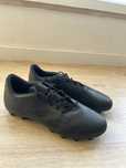 Chuteiras Adidas - 44