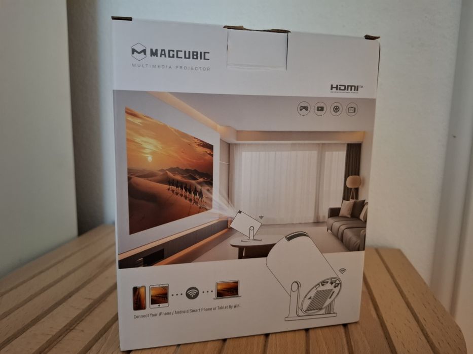 Projektor Android 11 Rzutnik 4k UTH, HDMI, Chromecast, Pilot, WiFi, BT