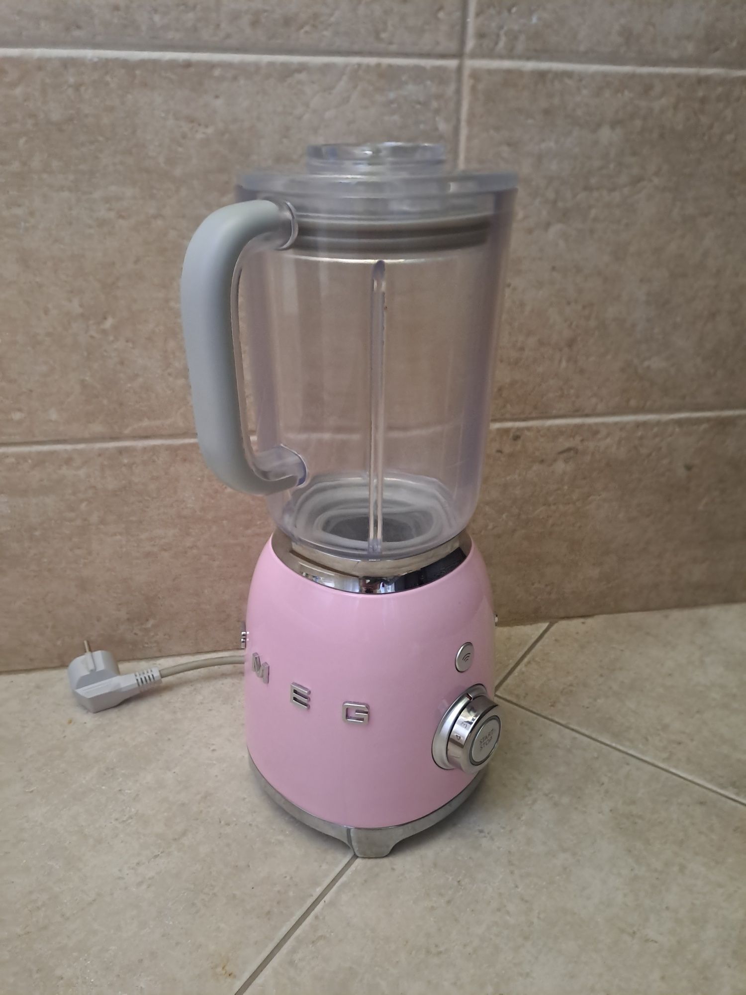 Blender kielichowy Smeg