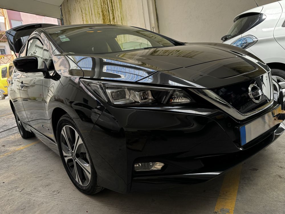 Nissan LEAF tekna 40kw