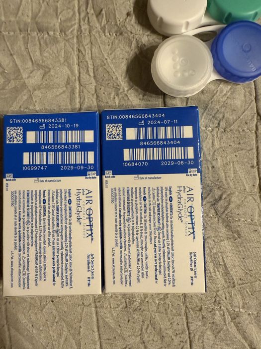 Контактні лінзи Air Optix HydraGlyde