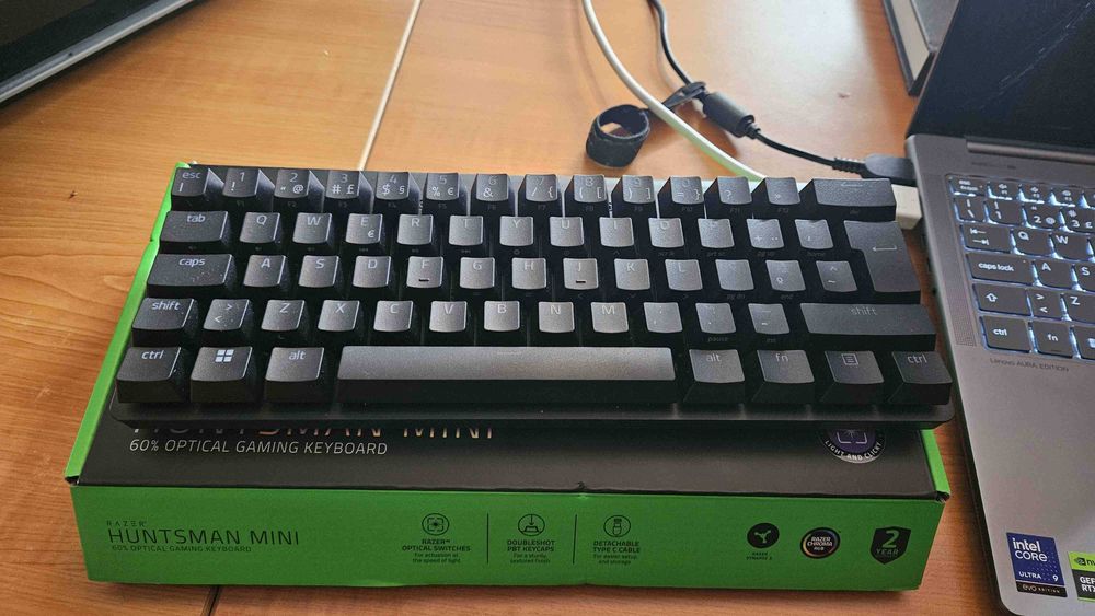 Teclado Gaming Razer Huntsman Mini RGB