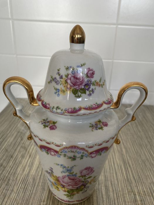 Jarra de porcelana limoges