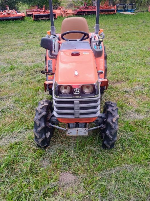 Traktorek Kubota b72