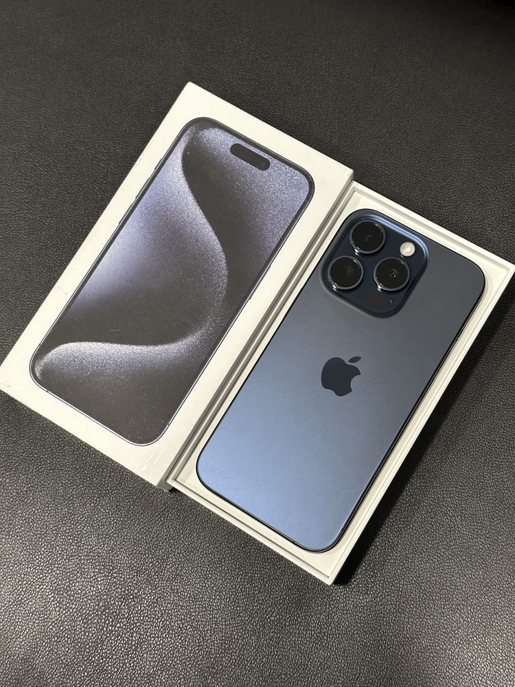 iPhone 15 pro 256gb синій/blue