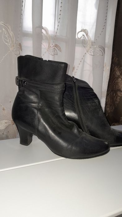 Продам полусапожки натуральная кожа