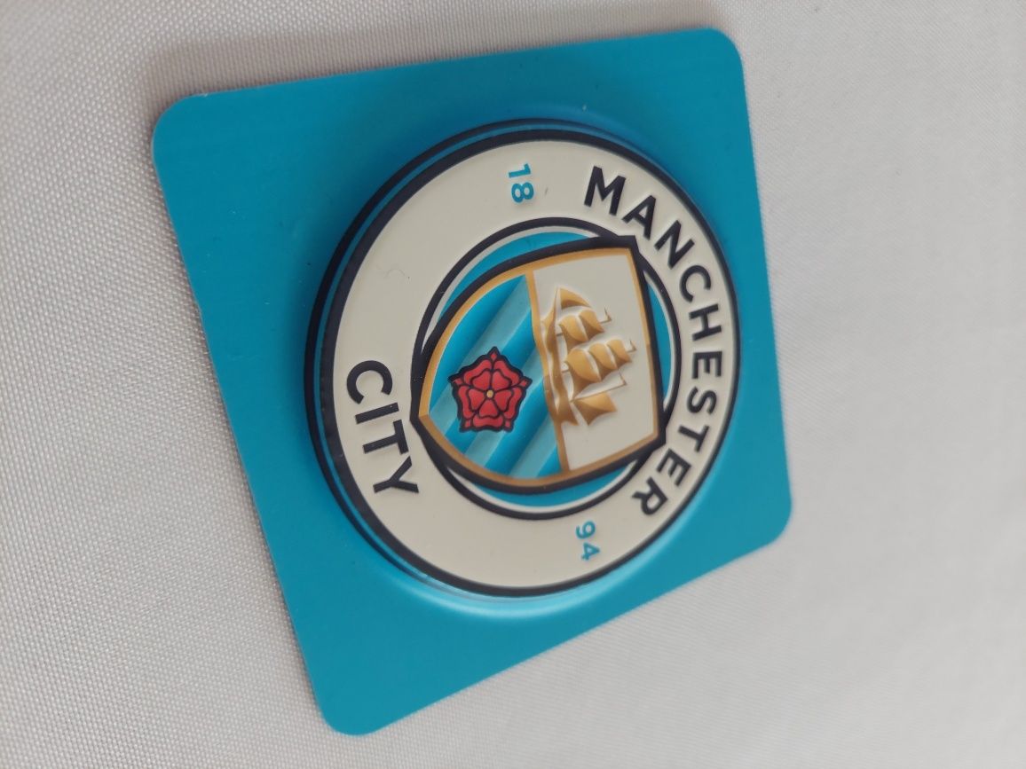 Magnes na lodówkę stan nowy polecam Manchester City dla fana i kibica