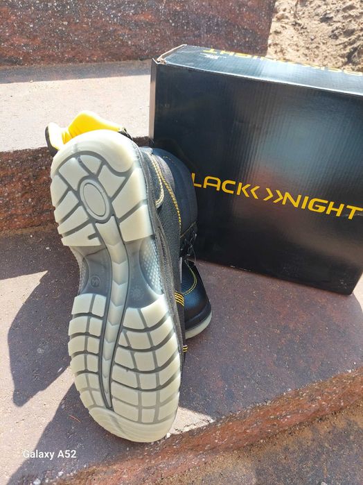 BLACK KNIGHTS winter S3 CI / obuwie robocze / buty rozm: 44 / NOWE